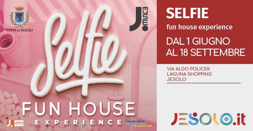 Selfie Fun House