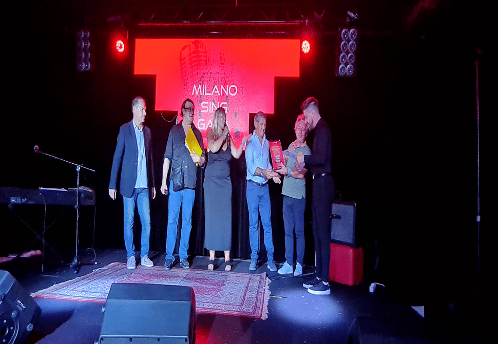 Deiana premiato sul palco