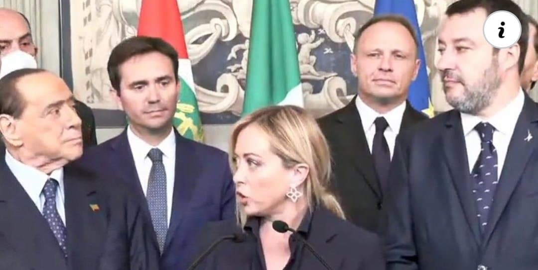 MARIO DRAGHI ECLISSA GIORGIA MELONI