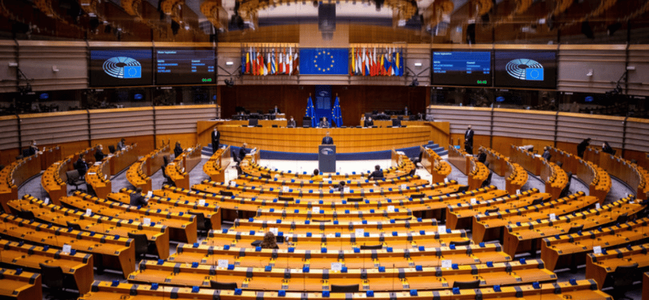 Scandalo al Parlamento Europeo