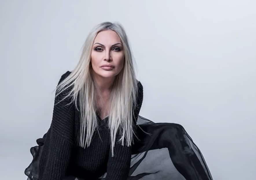 Anna Oxa.