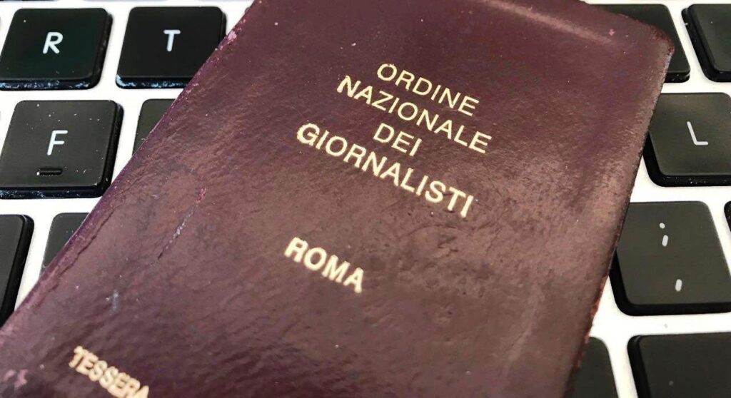  Esercizio abusivo della professione di giornalista